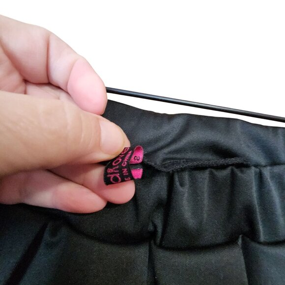 Black Pleated Super Mini Skirt By Forever 21 - Picture 3 of 3